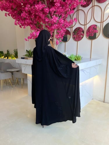 تطريز الكم وتحت دائري اسود