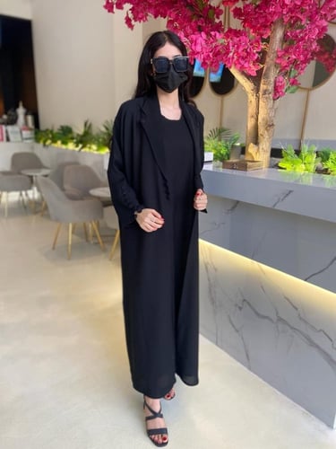 عبايه قلاب مرد قماش ملكي العبايه شامل الطرحه والتو...