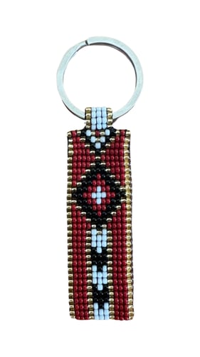 ميدالية بنقشة السدو