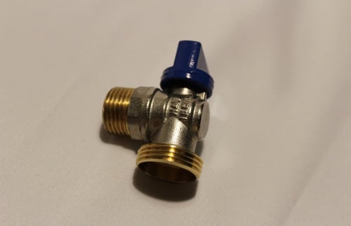 محبس زاويه من 1/2 إلى 3/4 عساله