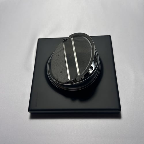 صفاية سيراميك او عادي ستانلس اسود 15*15سم مع رداد