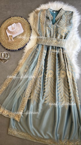 فستان نسائي هندي ندى