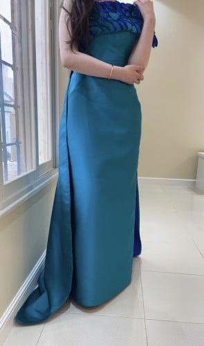 فستان سهرة للأعراس والحفلات