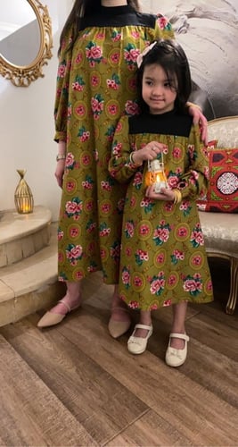 جلابية مشجر مع اكمام طويلة