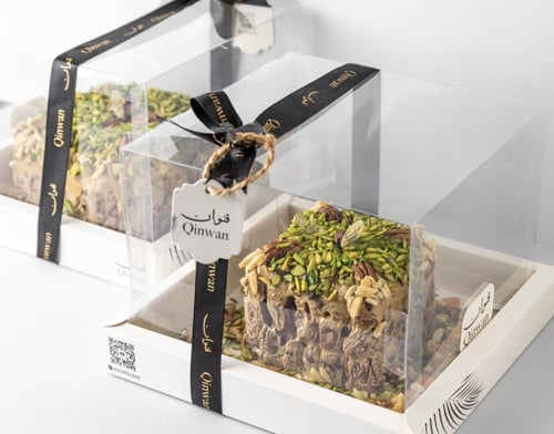 مكعب التمر بحشوة الطحينة والمكسرات حجم صغير/ علبة...