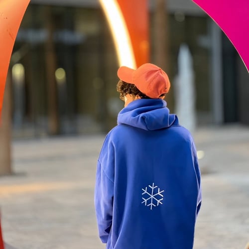 BLUE HOODIE | SNOW
