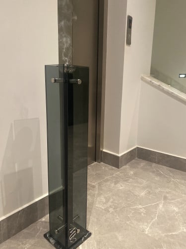 مبخرة طولية سوداء