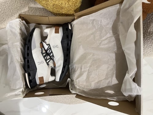 On running cloudnova Shoes