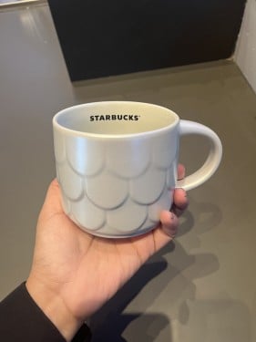 White sinter cup