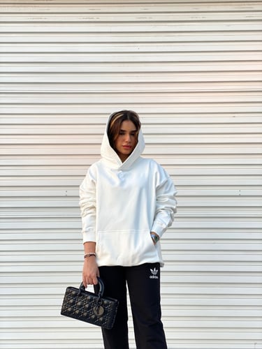 PARUNZEL WEARING VANCLEEF