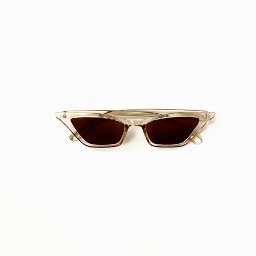 SUMMER SUNGLASSES