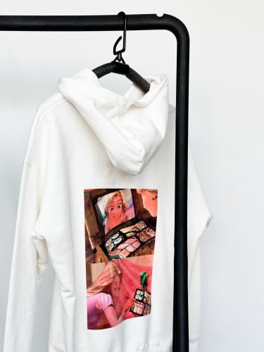 PARUNZEL WEARING VANCLEEF