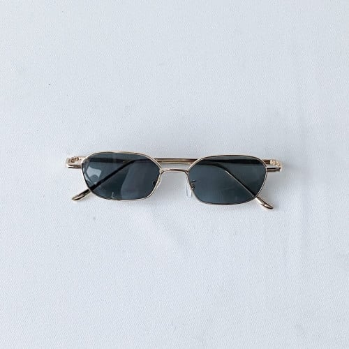 CLASSIC SUNGLASSES