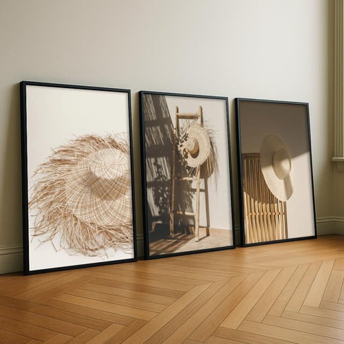 ثلاث لوحات قماشية مودرن بتصميم قبعة قش - كل قطعة 4...