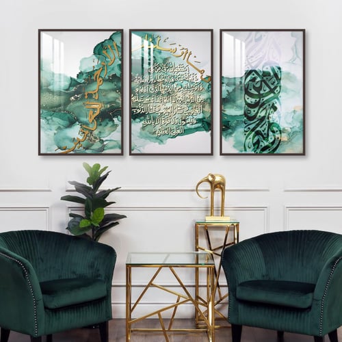 ثلاث لوحات جدارية مع برواز واكريلك شفاف