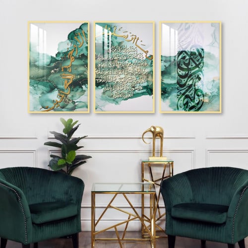 ثلاث لوحات جدارية مع برواز واكريلك شفاف