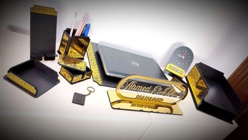 طقم مكتبي مع قاعدة لاب توب