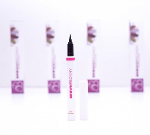 قلم تحديد العين من براوني بوني- أسود كحل سائل مقاو...