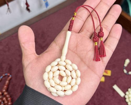 بكلايت بصمة العاج كريمي كركوشه