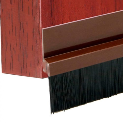 حاجب غبار شعيرات للابواب