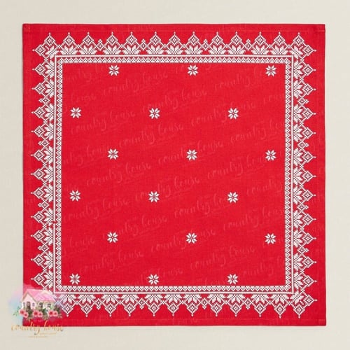 2304 مفرش أحمر شتوي مزخرف من زارا هوم