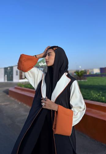 عباية برتقالة