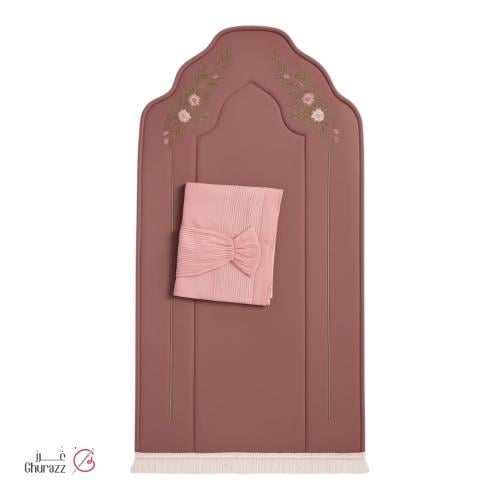 ندى الزهر الورديّ الترابي