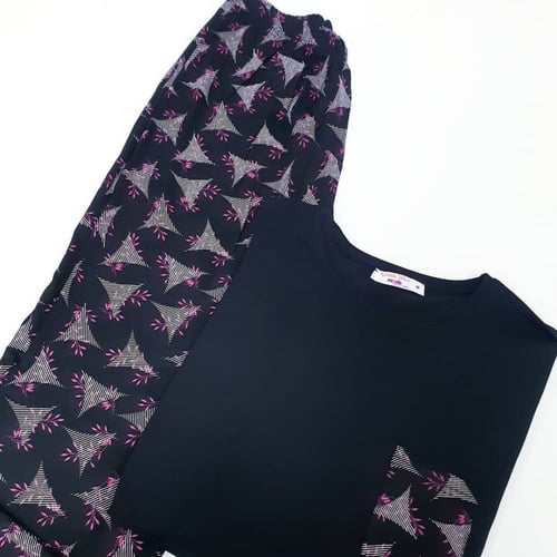 بيجامه كم طويل