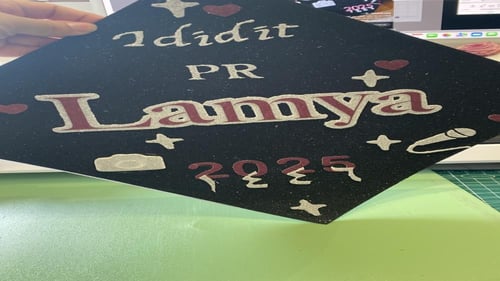 قاعدة قبعة تخرج