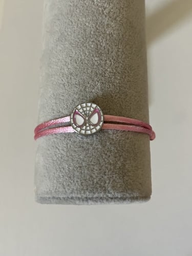 اسوارة سبايدرمان الوردي