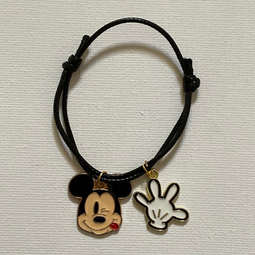 اسوارة ميكي ماوس