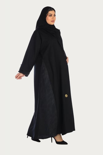 عباية نصف كلوش منسوجة من قماش الكريب الفاخر مع طرح...