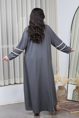 عباية سبورت سحاب نصف كلوش منسوجة من قماش الكريب ال...