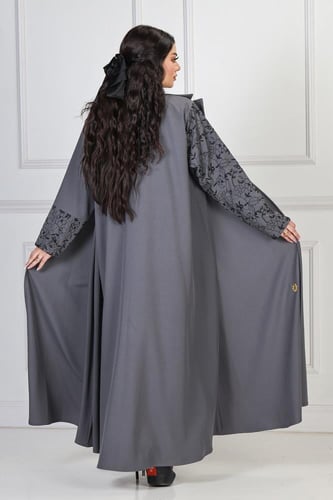 عبايه قلاب ملون نص كلوش منسوجه من الكريب الفاخر