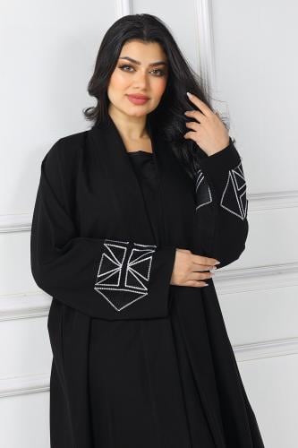 عباية نصف كلوش منسوجة من قماش الكريب الفاخر مع طرح...