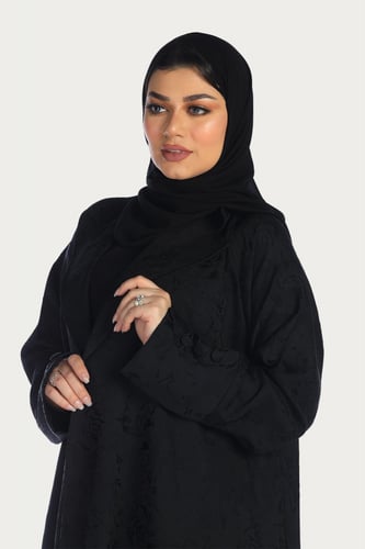 عباية منسوجة من قماش الكريب المشجر الأسود مع طرحته...