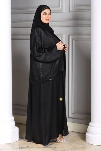 عباية منسوجة من قماش الحرير المغسول بلمعه مع طرحته...