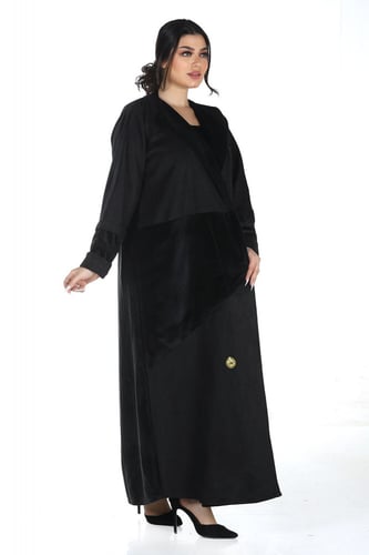 عباية شتوية سوداء لف سادة من قماش الشامواه والمخمل...