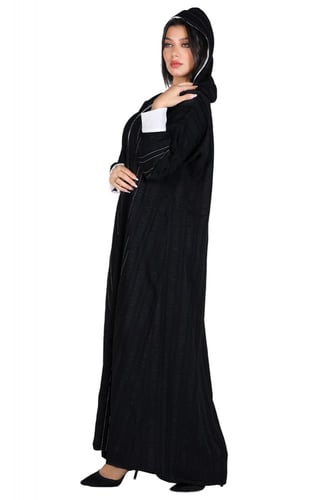 عباية شتوية قبعة كريب مقلم ثقيل