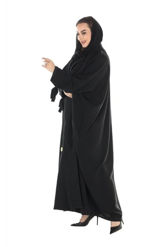 عباية نصف فراشة منسوجة من قماش الكريب الطايح مع طر...