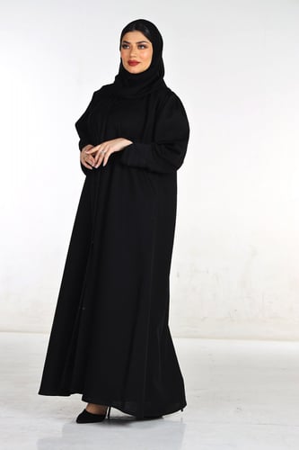 عباية منسوجة من قماش الكريب المخطط مع طرحتها