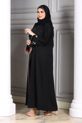 عباية سوداء بأكمام مطرزة من قماش الصالونا الكوري م...