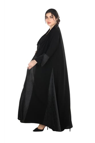 عباية قلاب كلوش منسوجة من قماش الكريب المقلم الأسو...