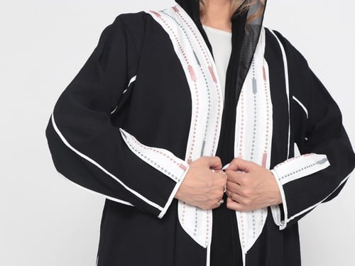 عباية منسوجة من قماش الكريب السعودي الاصلي مع طرحت...