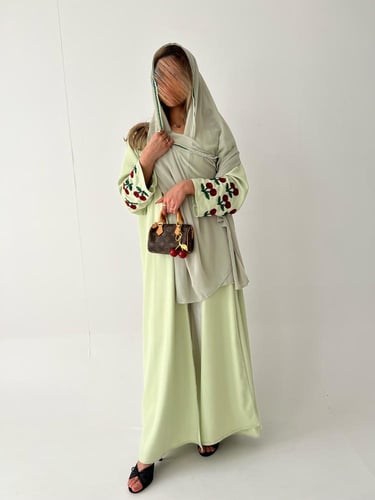 Cherry abaya
