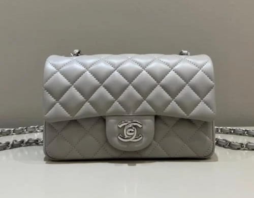 شنطه شانيل رمادي