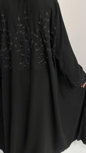 عبايه foryou شك صدر وظهر قماش ملكي