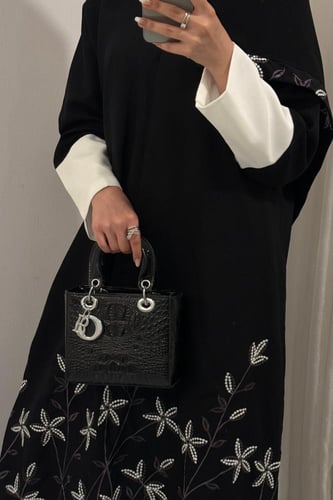 ياسمين وايت الأكثر طلبا