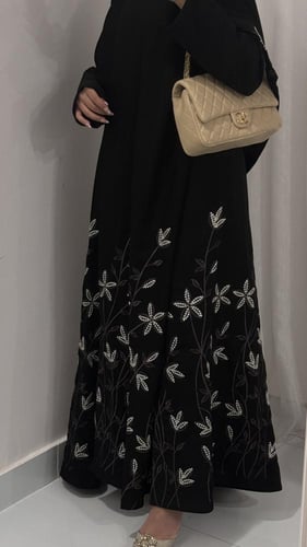 ياسمين بلاك