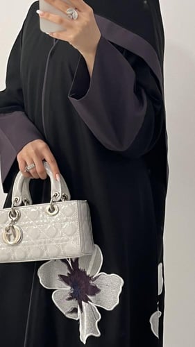 عبايه سجى مع طرحه